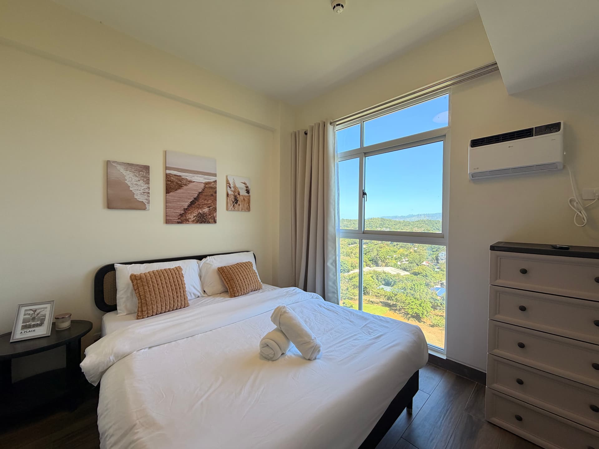 MOVE IN TODAY: Fully Furnished Top-Floor 1BR (Ocean & Golf Views)