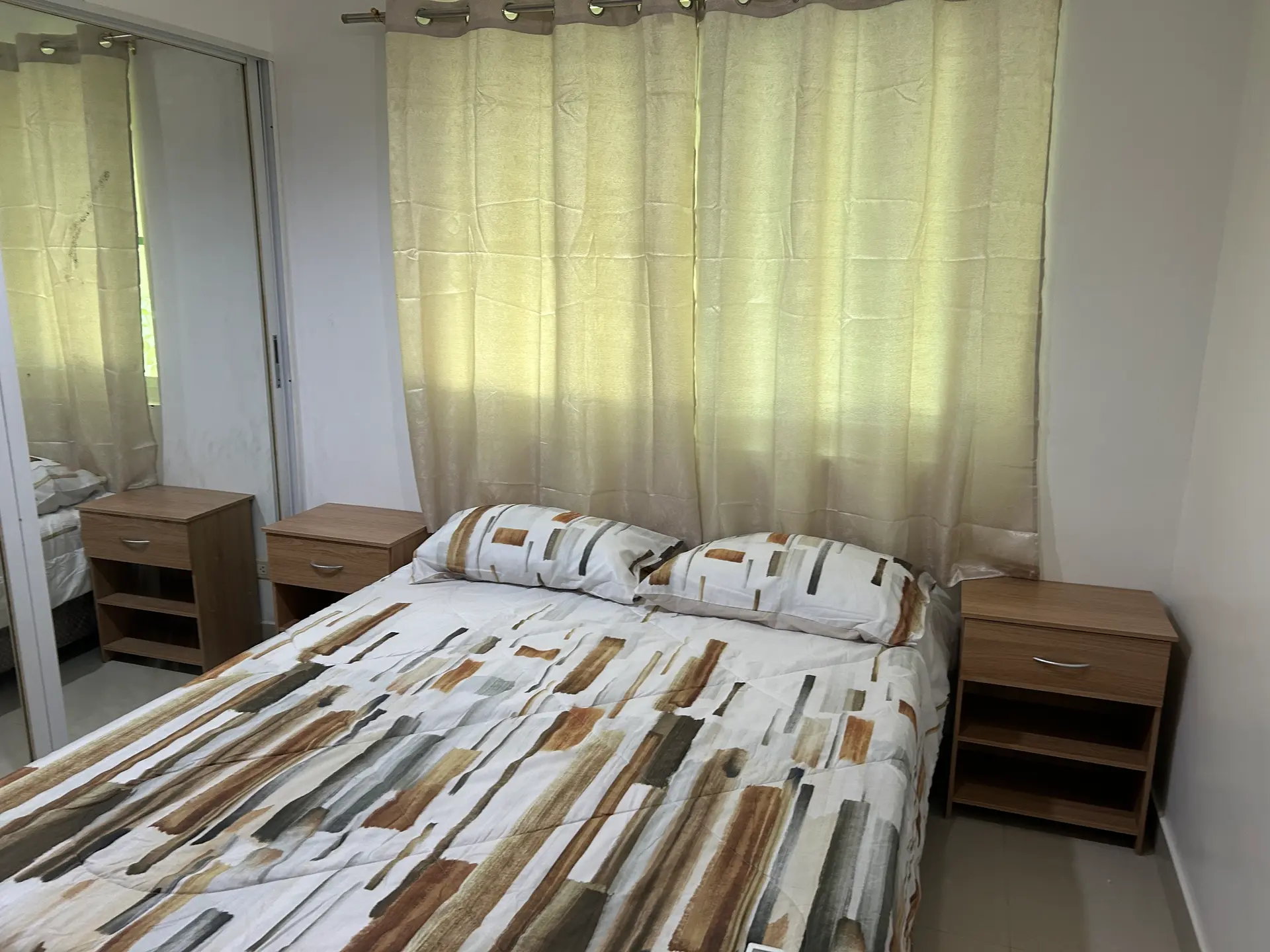 Brand new 2 bedroom apartment, station 3, White beach.